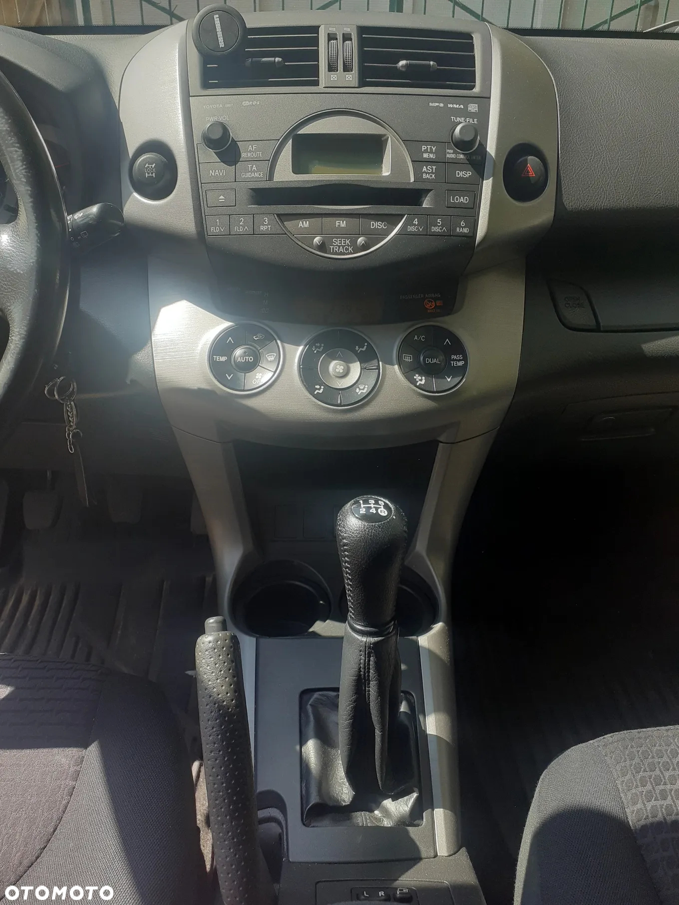 Toyota RAV4 - 5