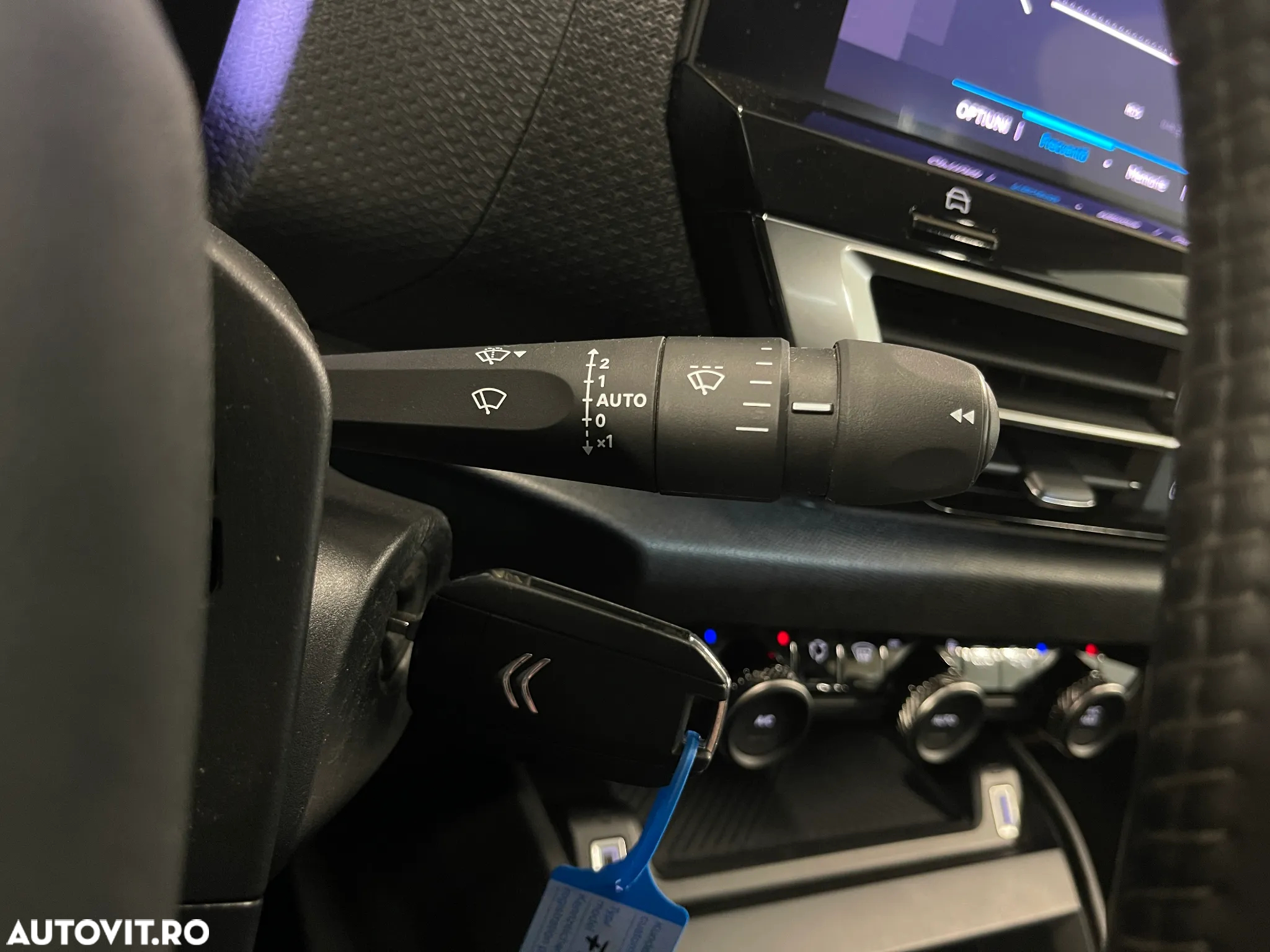 Citroën C4 BlueHDi 110 Stop&Start FEEL PACK - 30