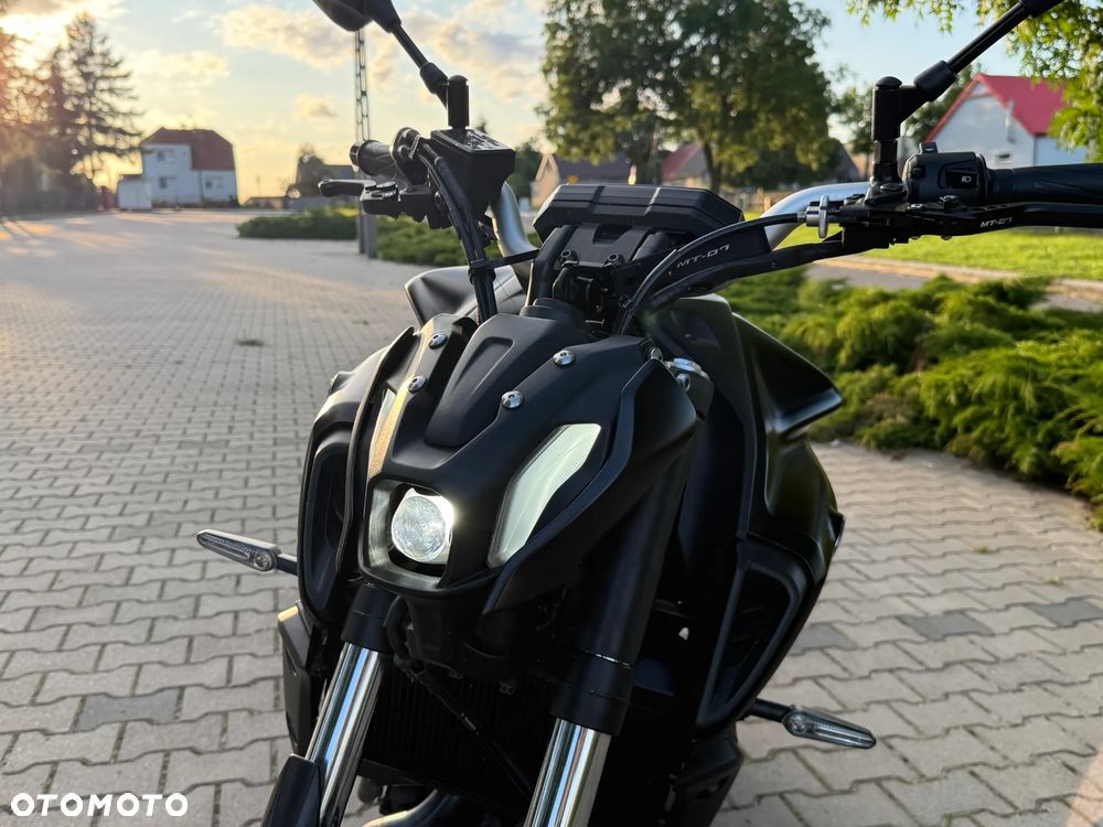 Yamaha MT - 14