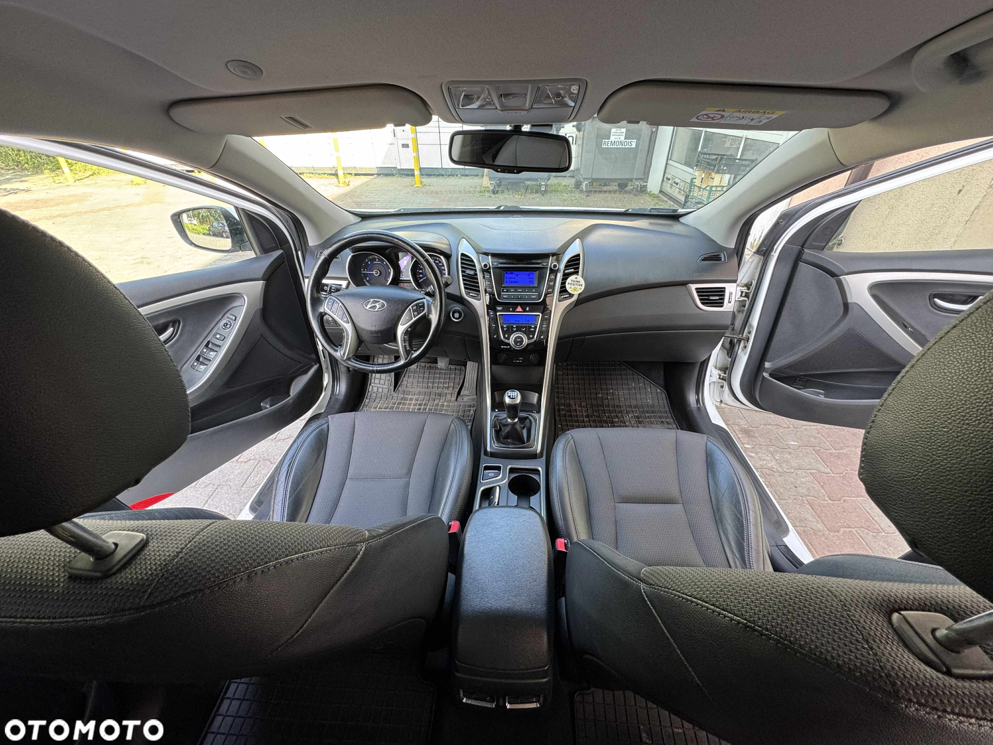Hyundai i30 1.6 CRDi Premium - 10