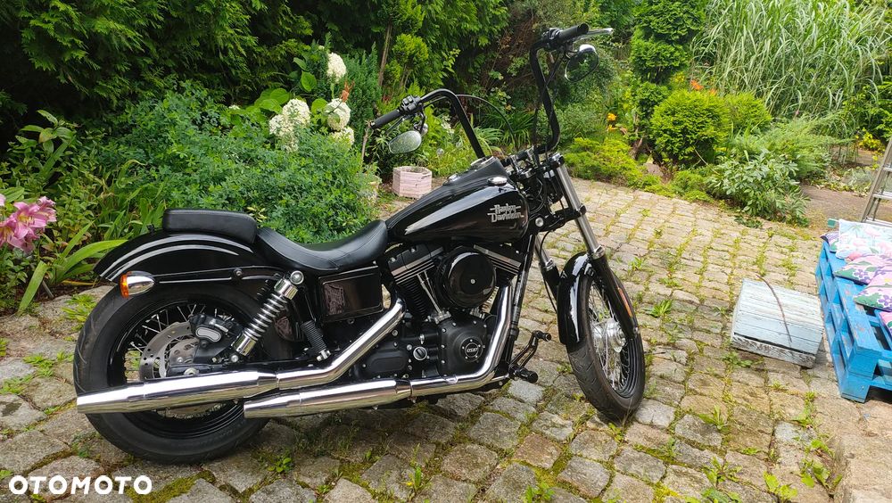 Harley-Davidson Dyna Street Bob - 5