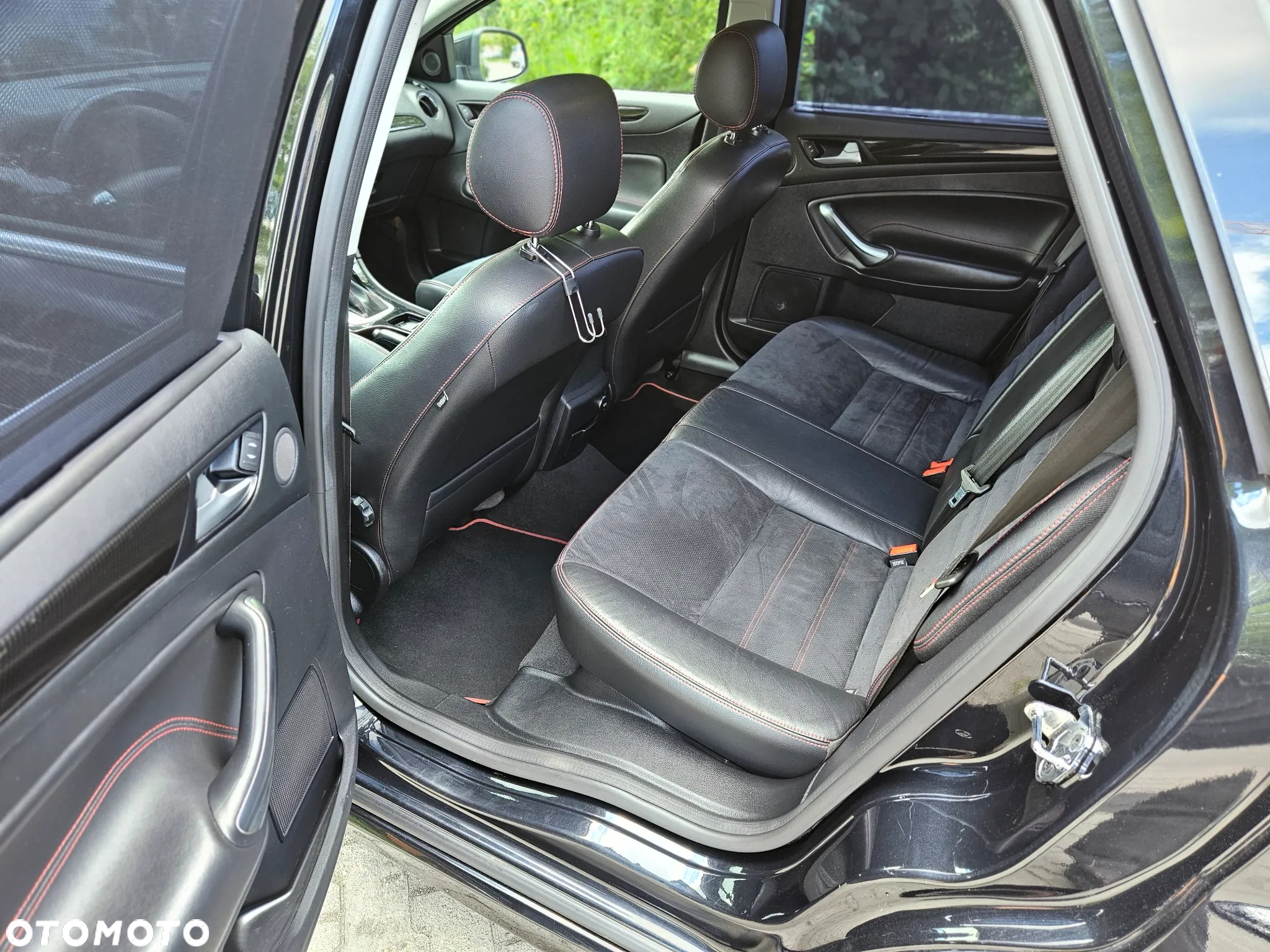 Ford Mondeo Turnier 2.0 TDCi Titanium X - 14