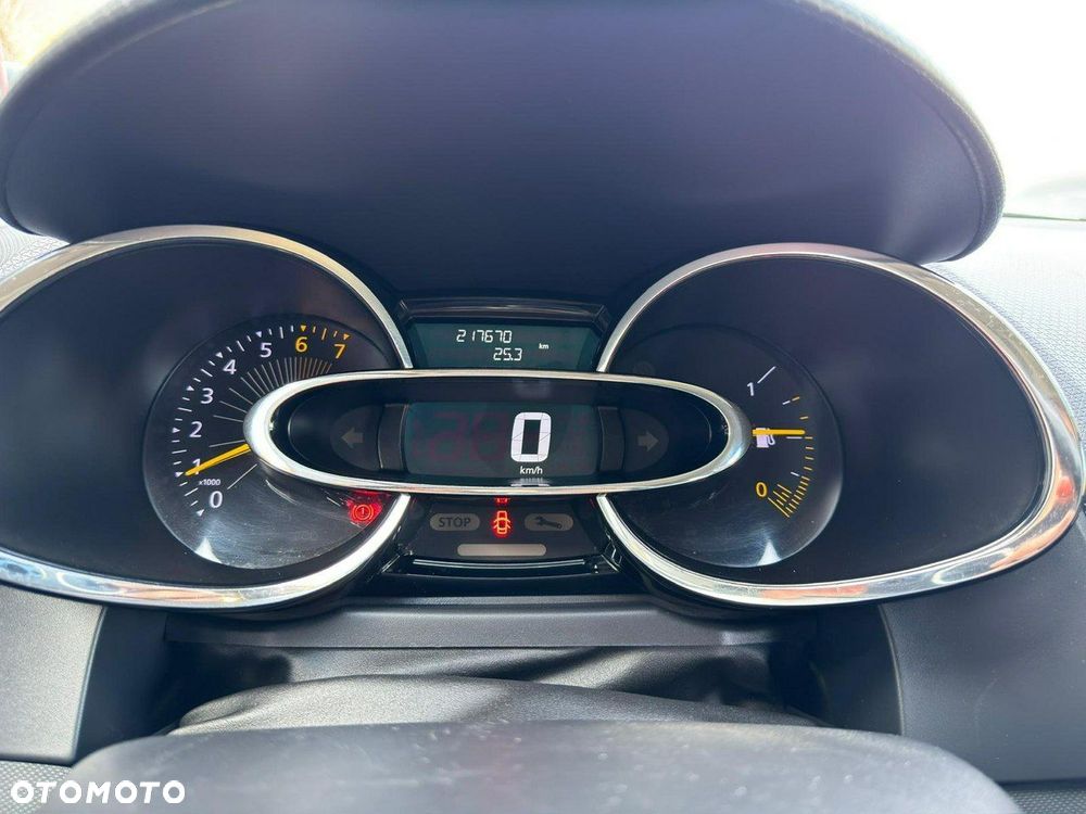 Renault Clio - 7