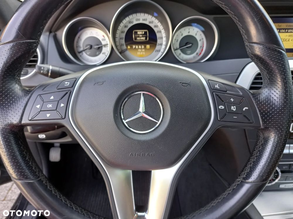 Mercedes-Benz Klasa C 250 CGI Automatik BlueEFFICIENCY Avantgarde - 30