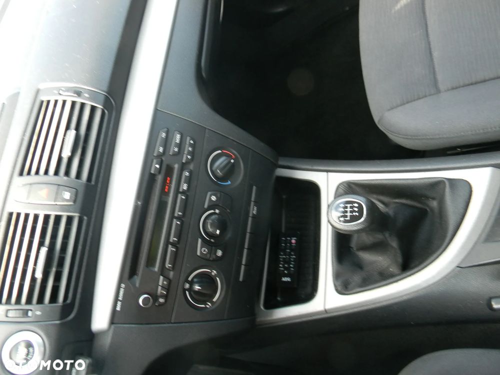 BMW Seria 1 - 10