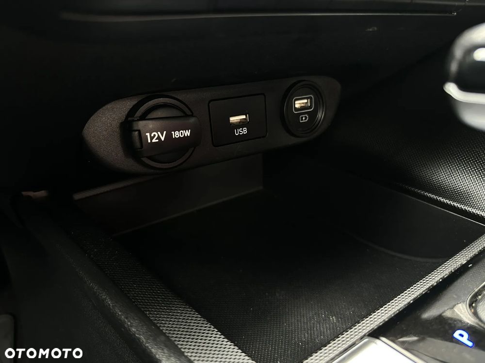 Hyundai Elantra 1.6 Modern CVT - 25