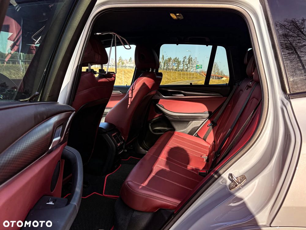 BMW X3 xDrive20d sport - 9