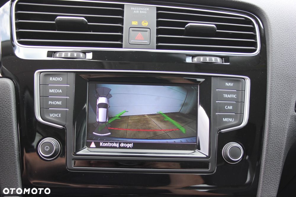 Volkswagen Golf - 13