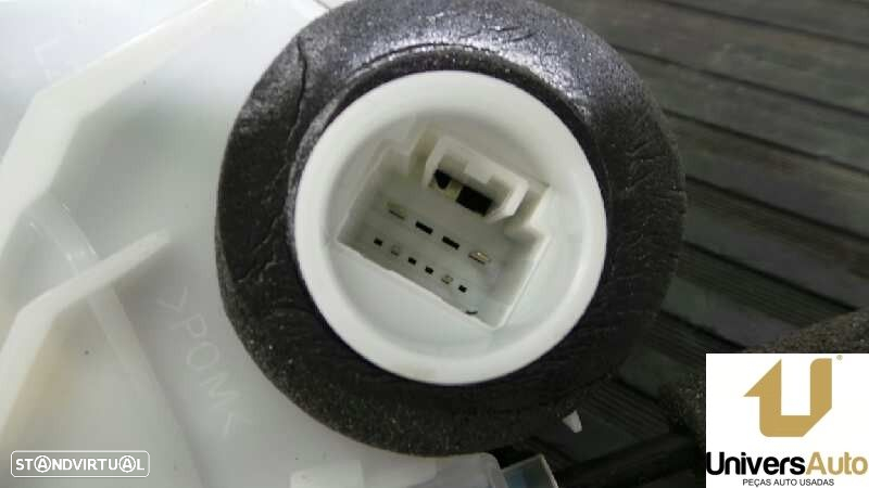 FECHADURA PORTA TRASEIRA ESQUERDA TOYOTA PRIUS PLUS 2017 -6112007 - 2