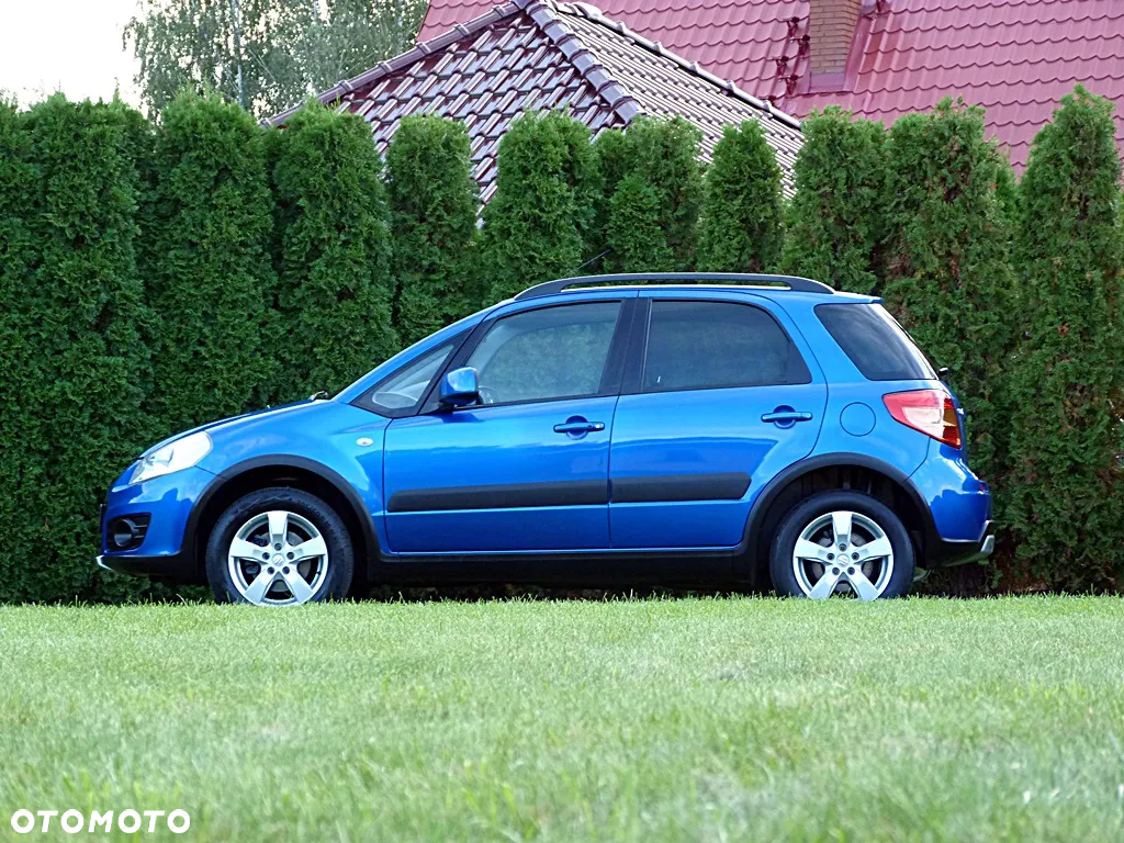 Suzuki SX4 1.6 Comfort Plus 4WD - 10