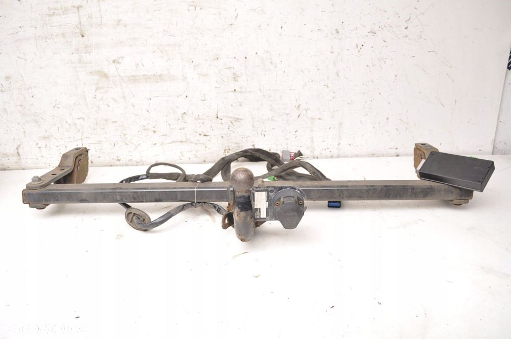 VOLVO V70 II HAK HOLOWNICZY MODUŁ HAKA 30664652 30682095 - 1