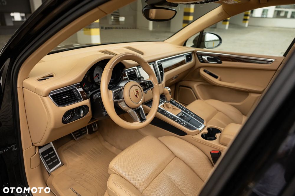 Porsche Macan - 22