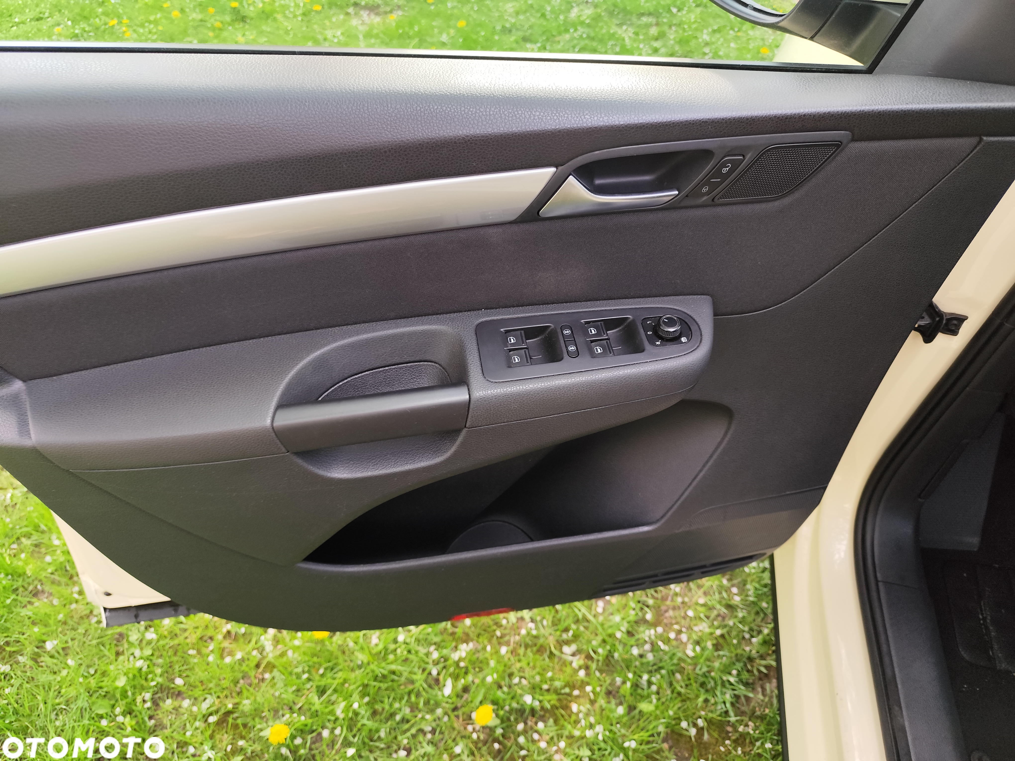 Volkswagen Sharan - 10