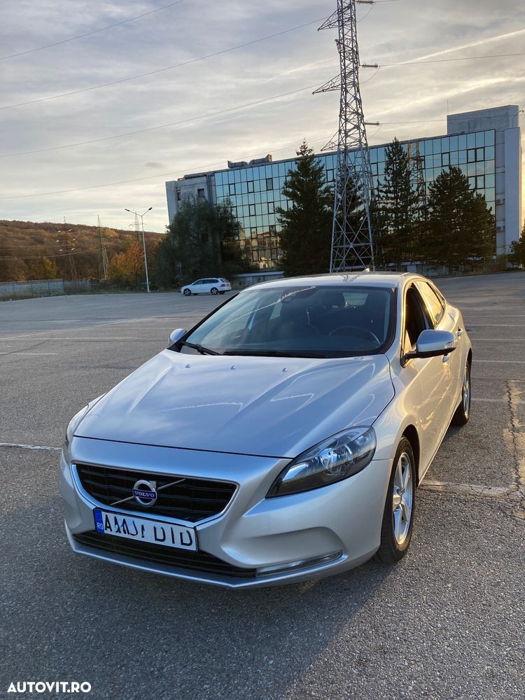 Volvo V40 D3 Aut. Basic - 1