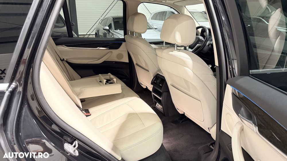 BMW X5 xDrive30d - 28