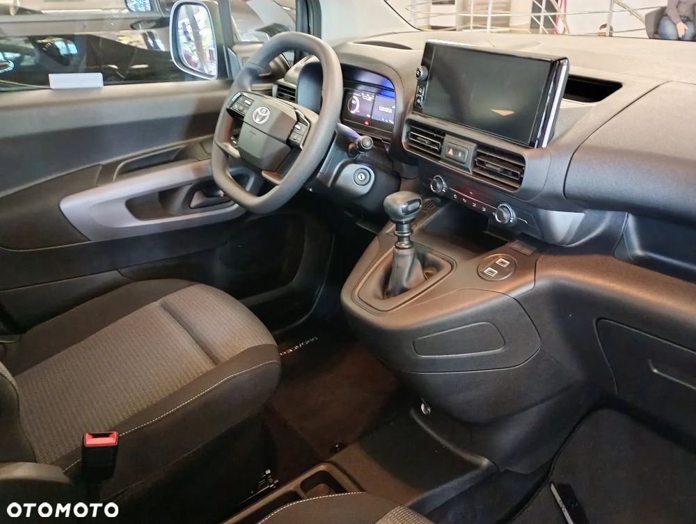 Toyota Proace City Verso Long 1.2 D-4T Business - 3