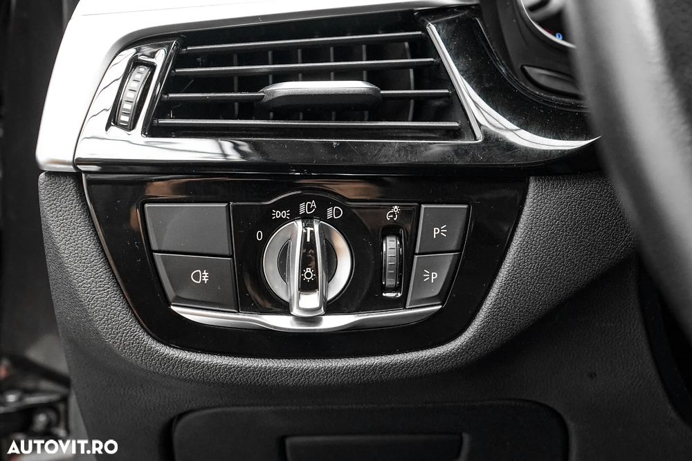 BMW Seria 5 520d - 26