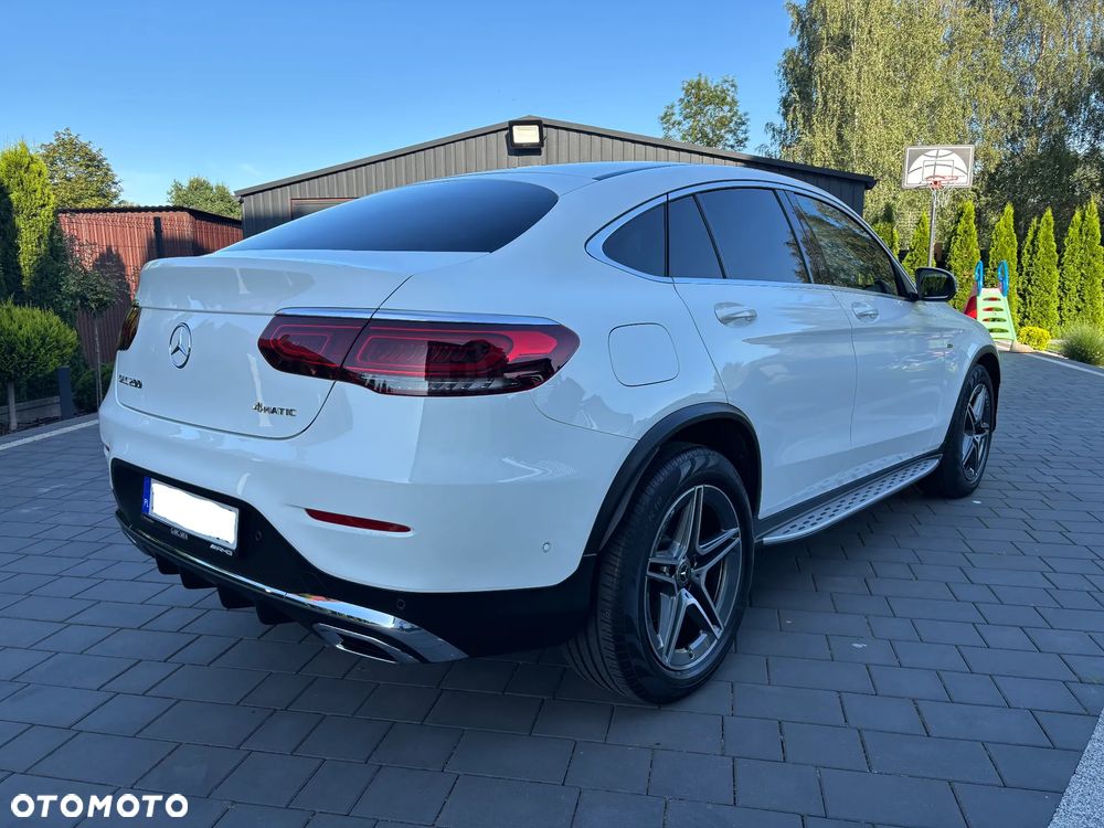 Mercedes-Benz GLC 200 4Matic 9G-TRONIC AMG Line Plus - 3