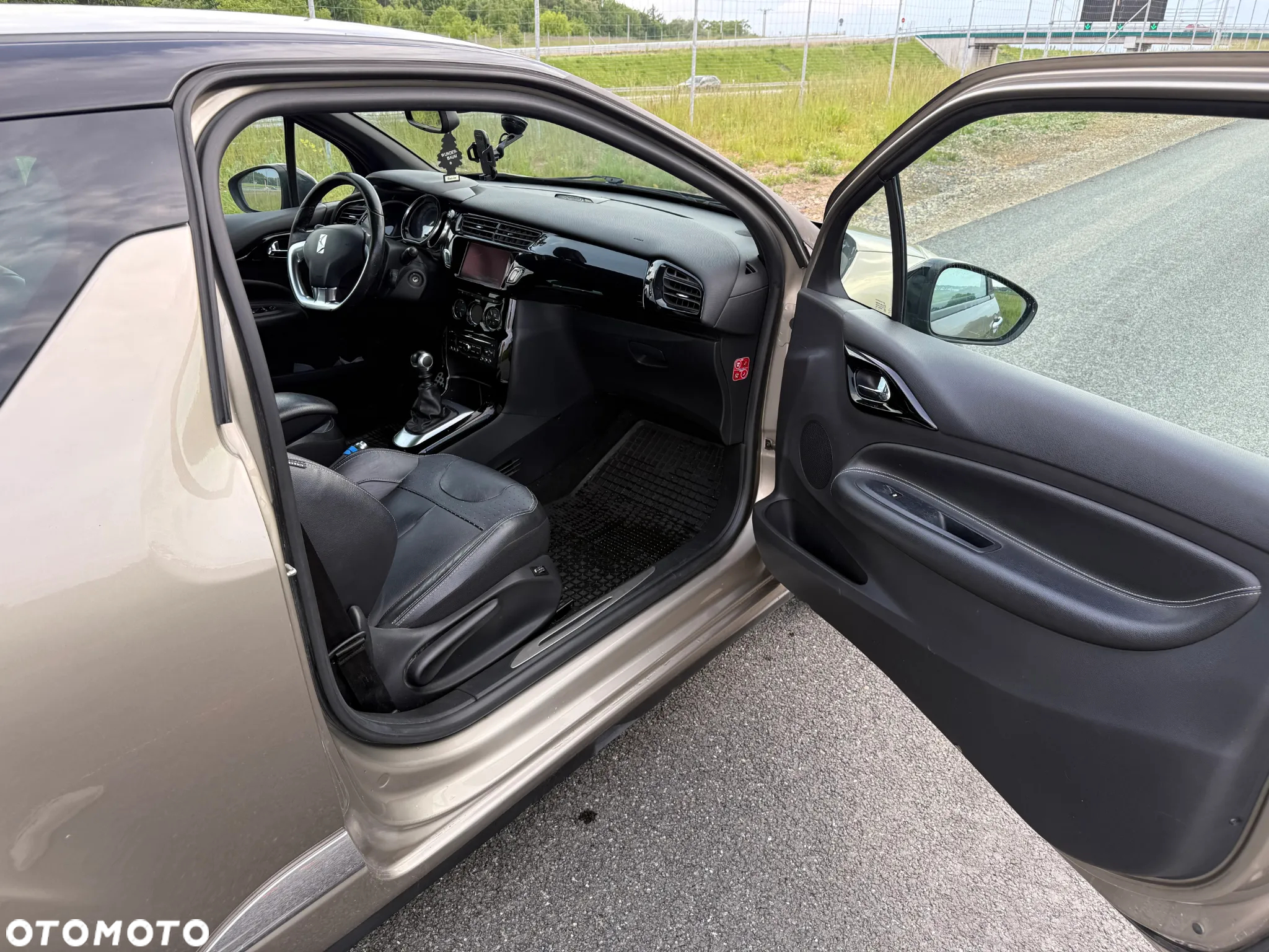 Citroën DS3 1.6 THP SportChic - 21