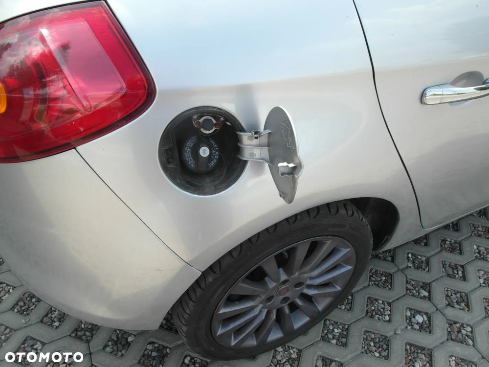 Fiat Bravo 1.4 T-JET 16V Sport - 24