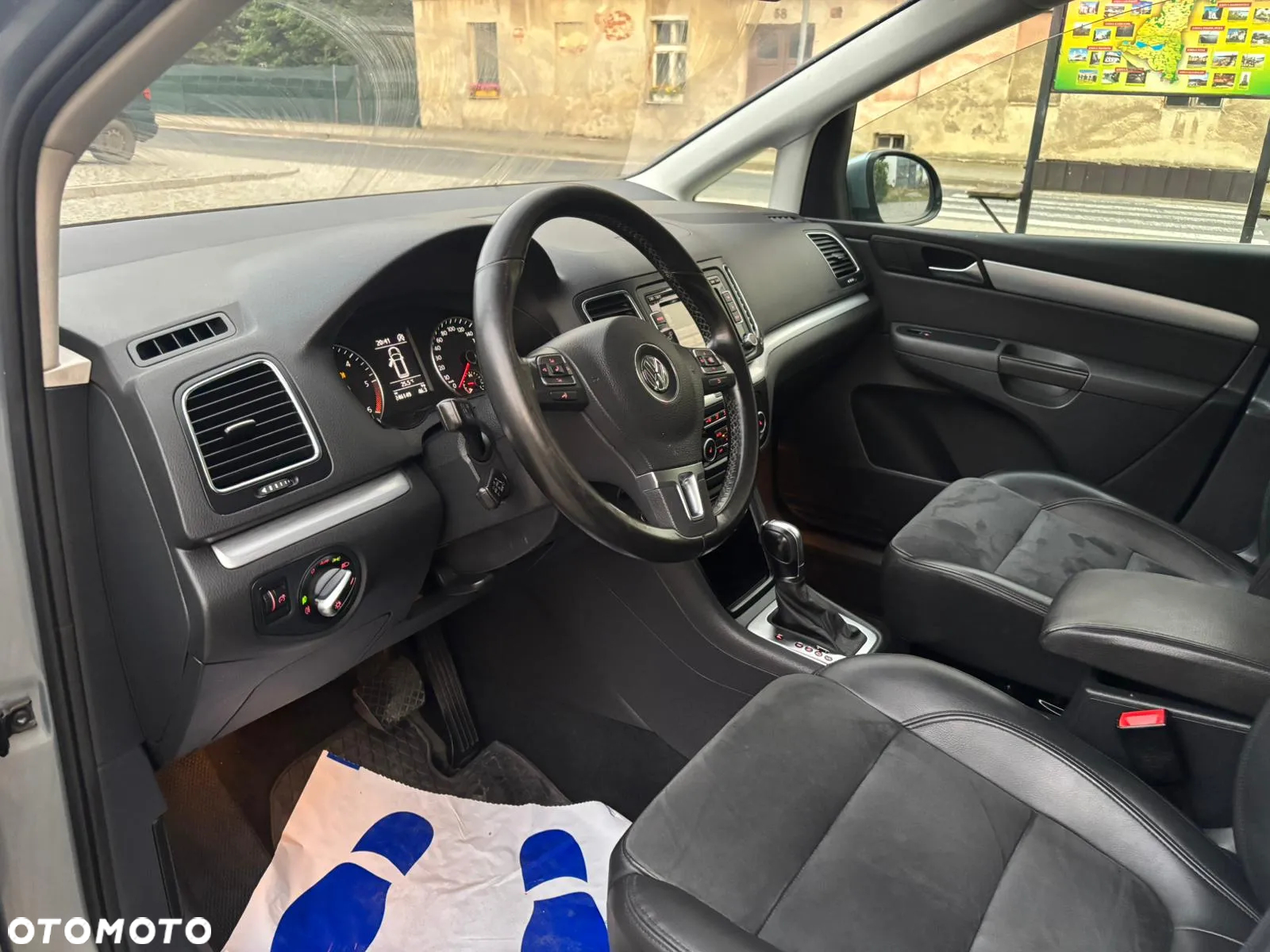 Volkswagen Sharan 2.0 TDI Highline DSG - 11