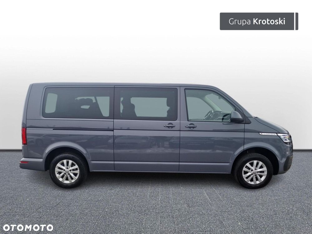 Volkswagen Caravelle - 8