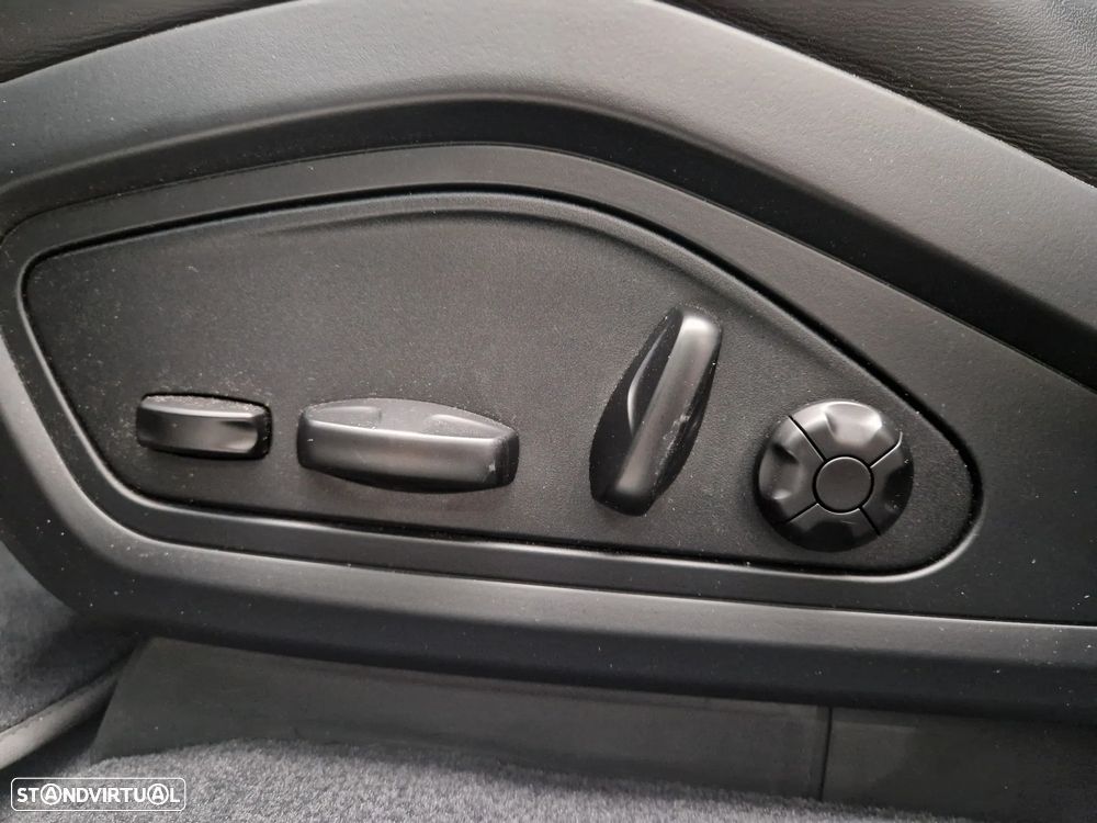 Porsche Taycan 4S - 20