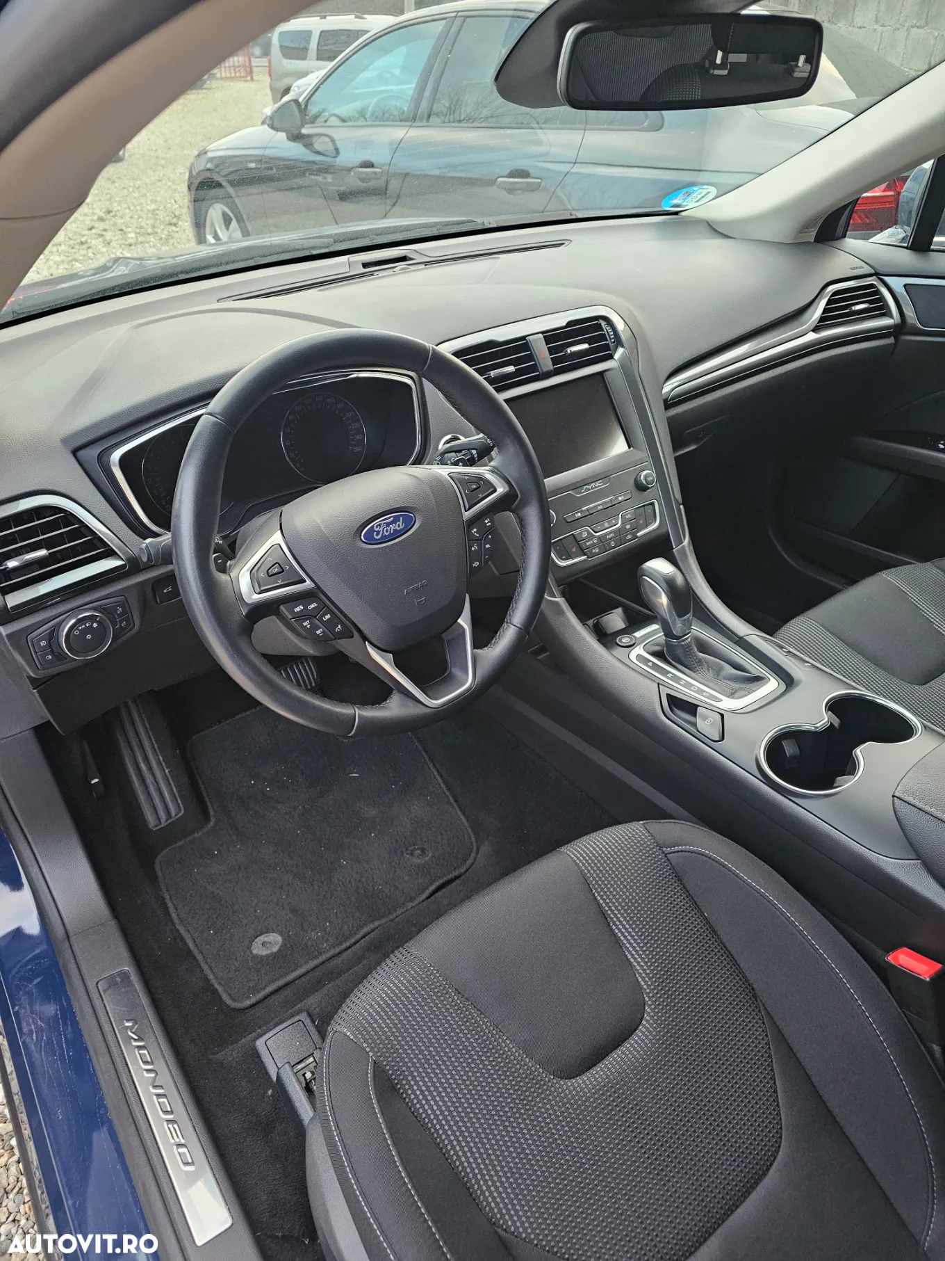 Ford Mondeo - 10