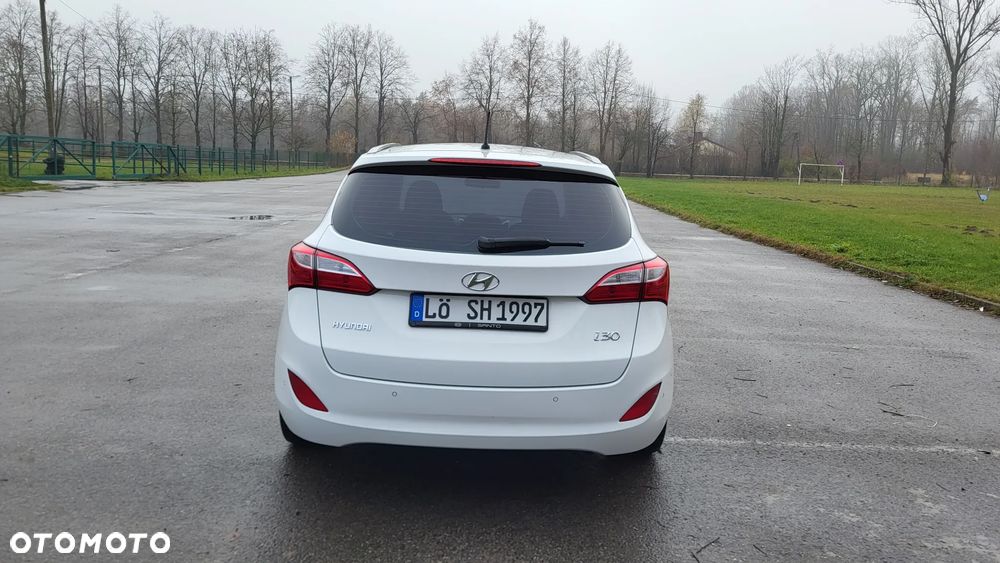 Hyundai i30 i30cw 1.4 Advantage - 2