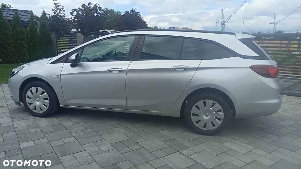 Opel Astra 1.6 CDTI Dynamic - 5
