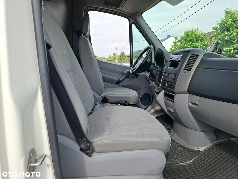 Volkswagen Crafter - 14