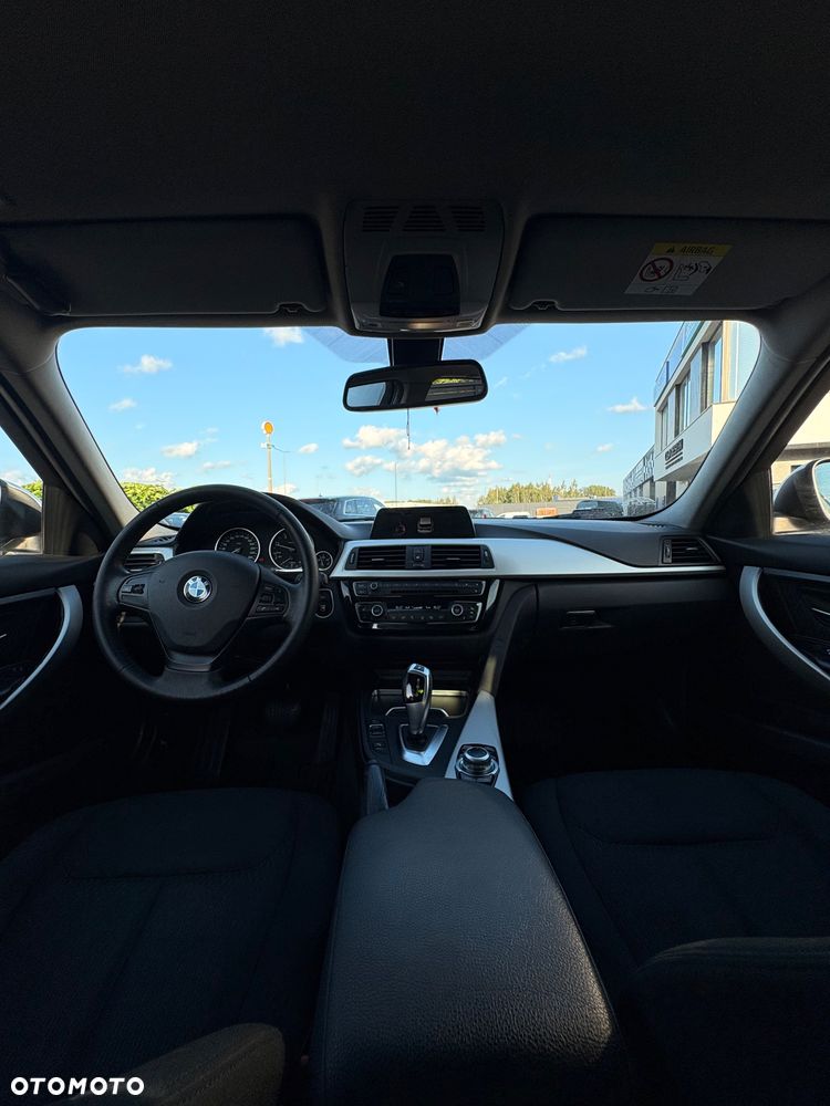 BMW Seria 3 318d - 8
