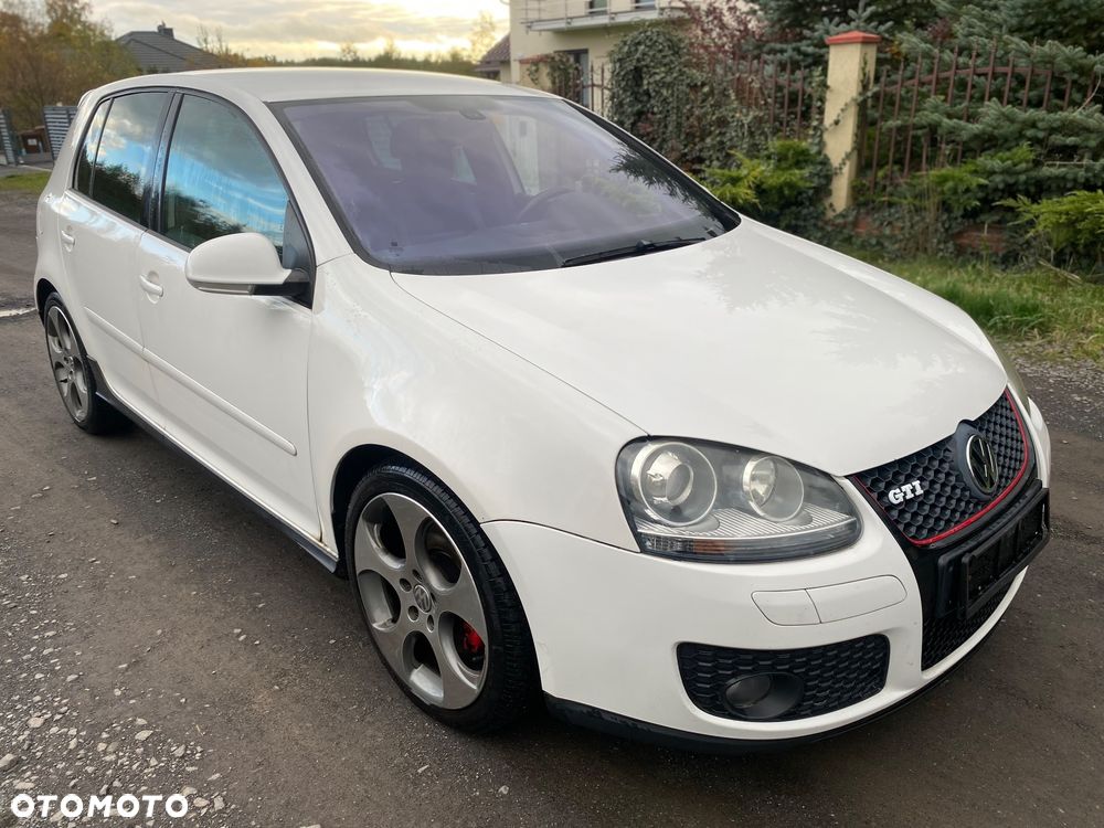 Volkswagen Golf V 2.0 TSI GTI - 2