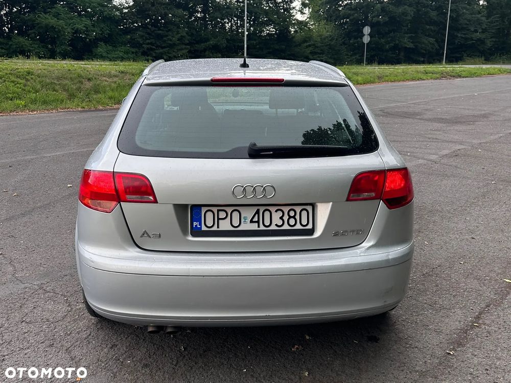 Audi A3 Sportback 2.0 TDI Ambiente - 25