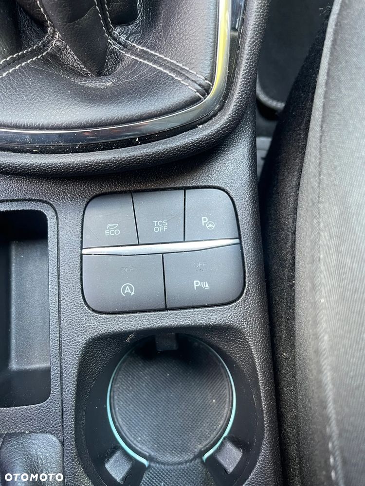 Ford Fiesta 1.0 EcoBoost STart-Stop Titanium - 10