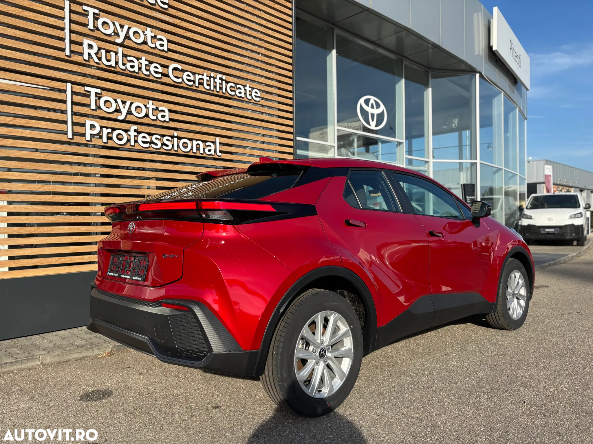 Toyota C-HR - 3