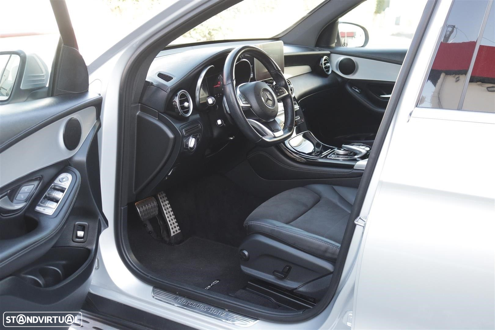 Mercedes-Benz GLC 250 d AMG Line 4-Matic - 22