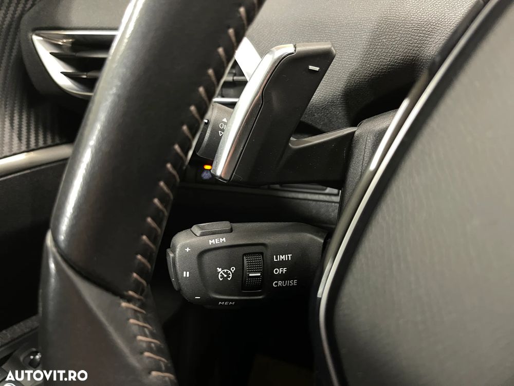 Peugeot 3008 1.5 BlueHDI 130 EAT8 Active Pack - 23