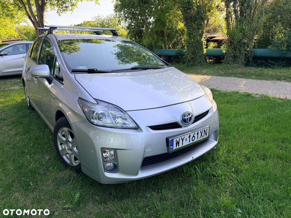 Toyota Prius 1.8 HSD Prestige - 3