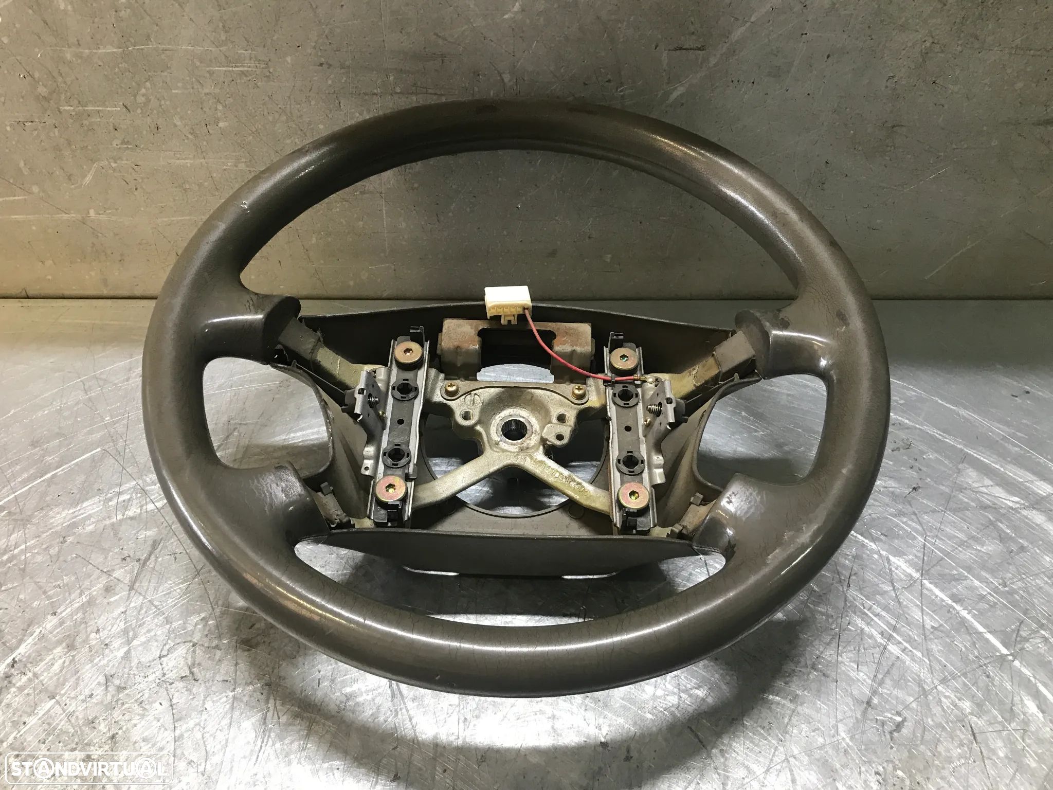 VOLANTE TOYOTA COROLLA E11 E110 45103-13010 - 1