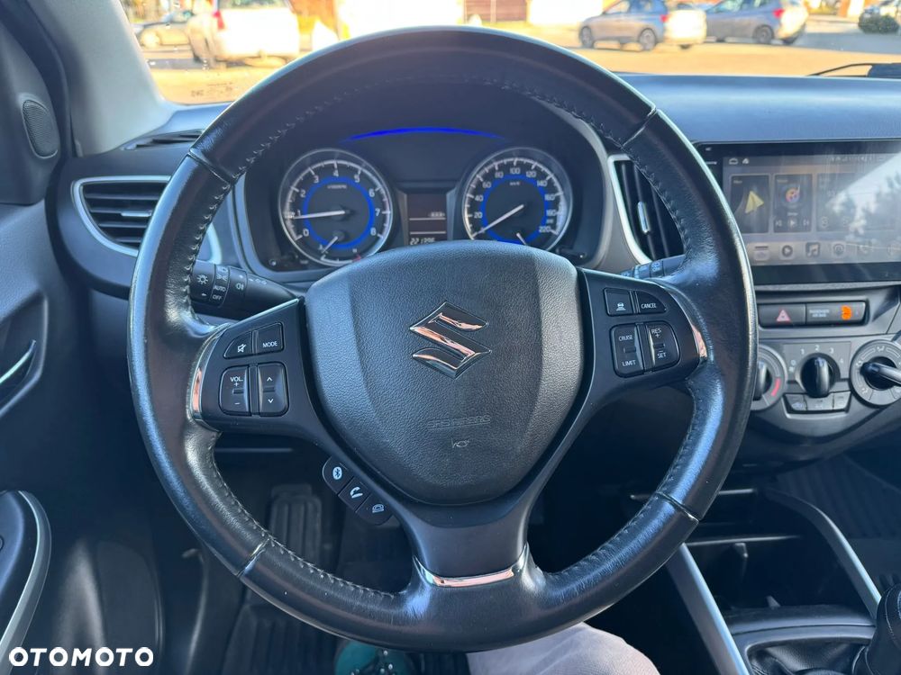 Suzuki Baleno 1.2 Premium Plus - 10
