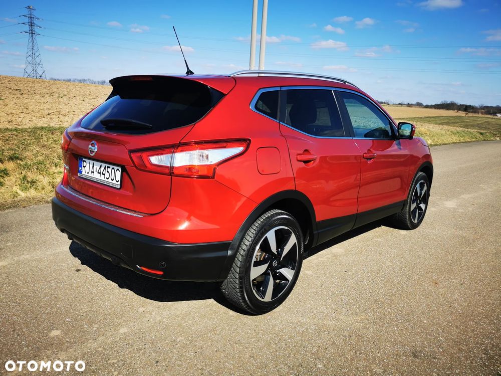 Nissan Qashqai 1.6 DCi Xtronic N-Connecta - 8