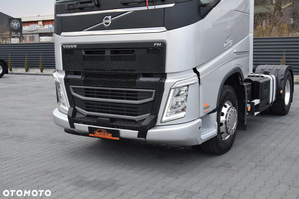 Volvo FH500 / NISKA KABINA / HYDRAULIKA / EURO 6 / ACC / LEDY / ALUFELGI / SERWISOWANY / SPROWADZONY - 9