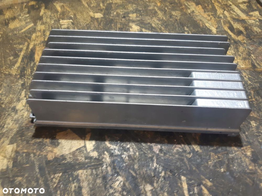 audi a4 b8 a5 8t q5 wzmacniacz bang olufsen 8t0035223aj - 2