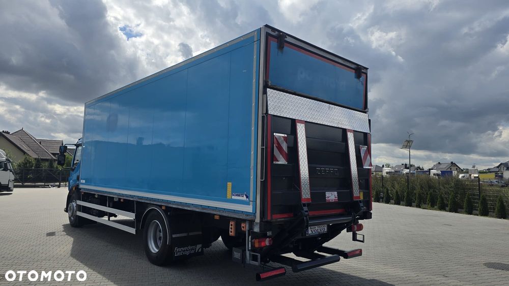 Volvo FL 250 Euro 6 18 palet zabudowa SCHMITZ kontener kurierka full air super stan! do końca ASO! świeży import! - 5