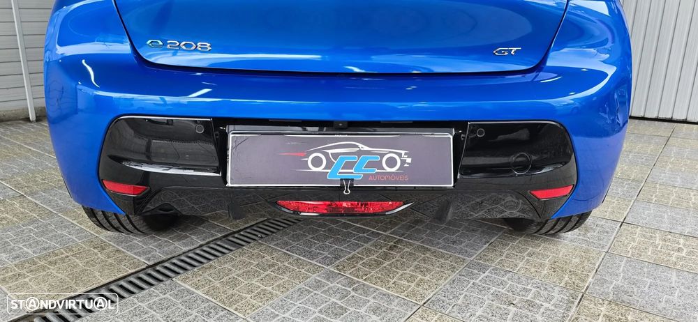 Peugeot e-208 GT Pack - 10