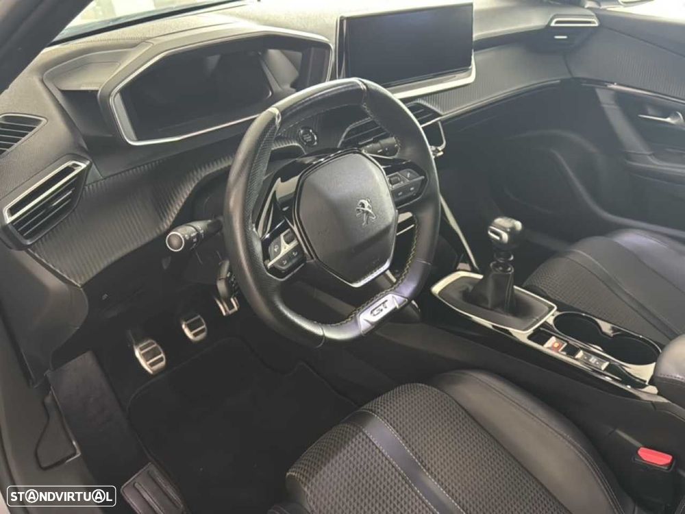 Peugeot 2008 1.2 PureTech GT - 13