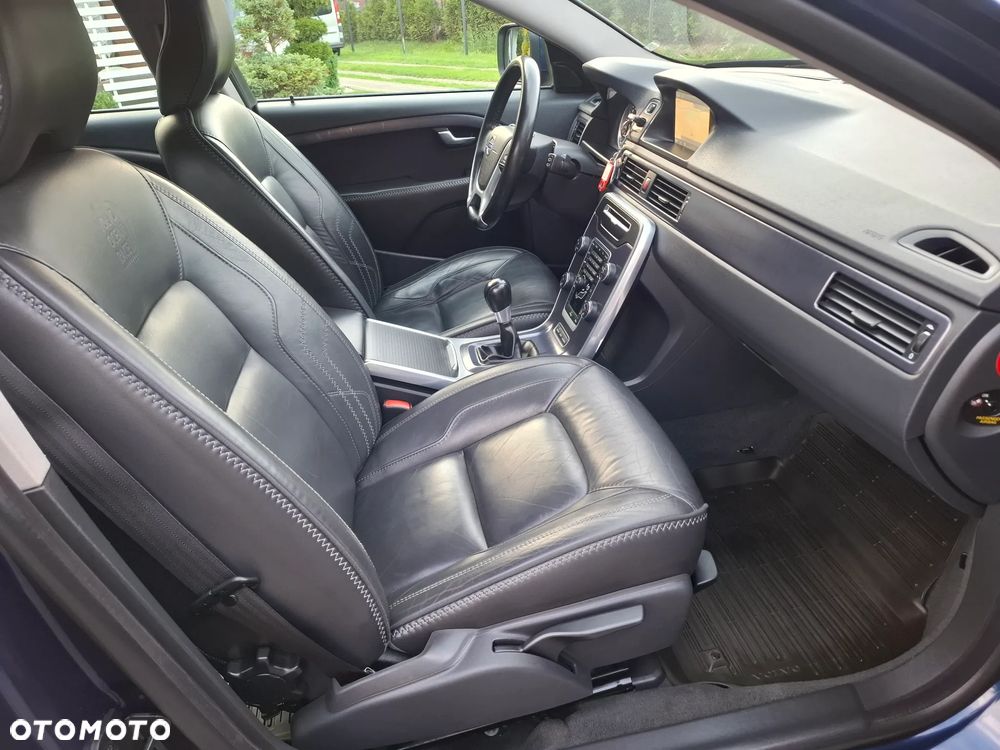 Volvo XC 70 2.4D AWD Summum - 8