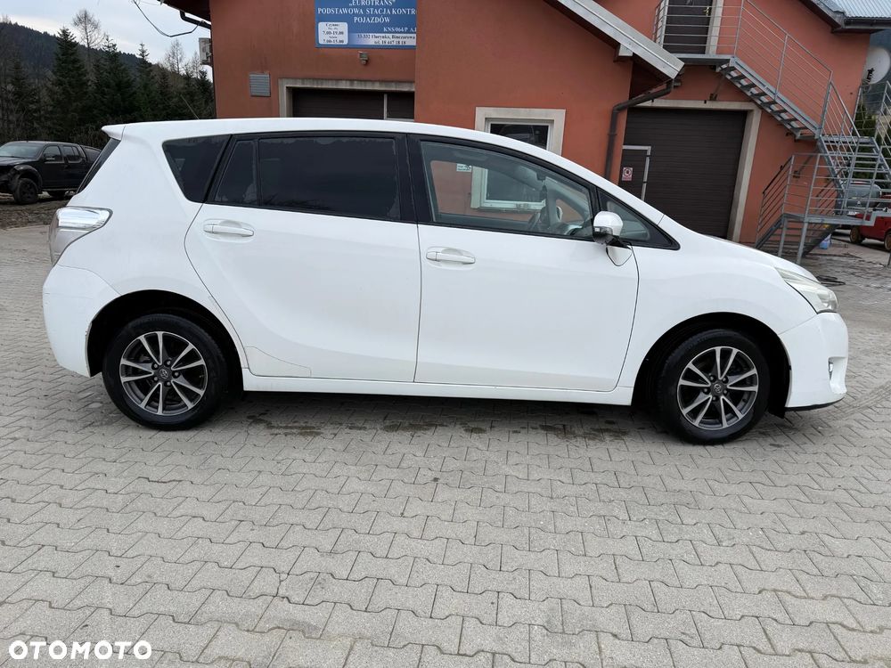 Toyota Verso 1.6 D-4D 5-Sitzer Start/Stop Life - 4