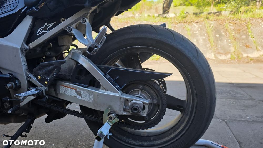 Suzuki GSX-R - 3